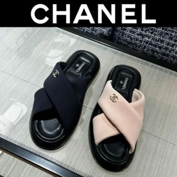 CHANEL CC interlocking Criss Cross Slides Slides size 38 - Picture 2 of 14